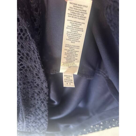 Chicos Dress Navy Blue Lace Overlay Sheath 3/4 Sleeve Notch V Neck Size 2 - Picture 7 of 13